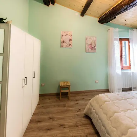דירה Rossella & Gino's House